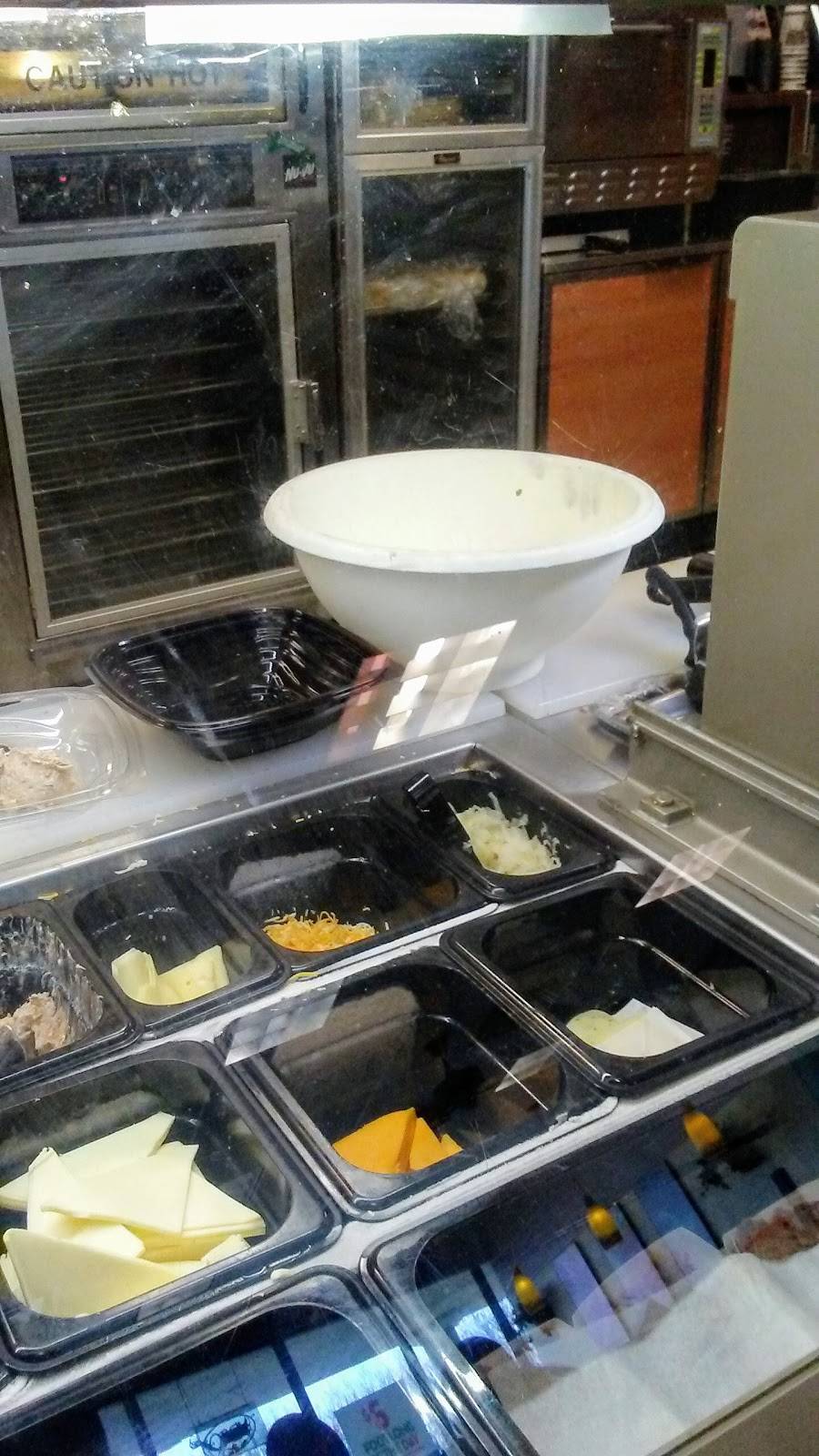 Subway Restaurants | restaurant | Summit at, 1100 Bridgewood Dr Suite 115, Fort Worth, TX 76112, USA | 8174518314 OR +1 817-451-8314