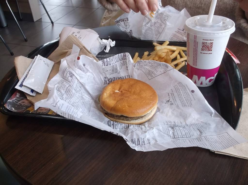 McDonalds | cafe | 1500 Chemin de Saint-Jean, La Prairie, QC J5R 2L7, Canada | 4504443078 OR +1 450-444-3078