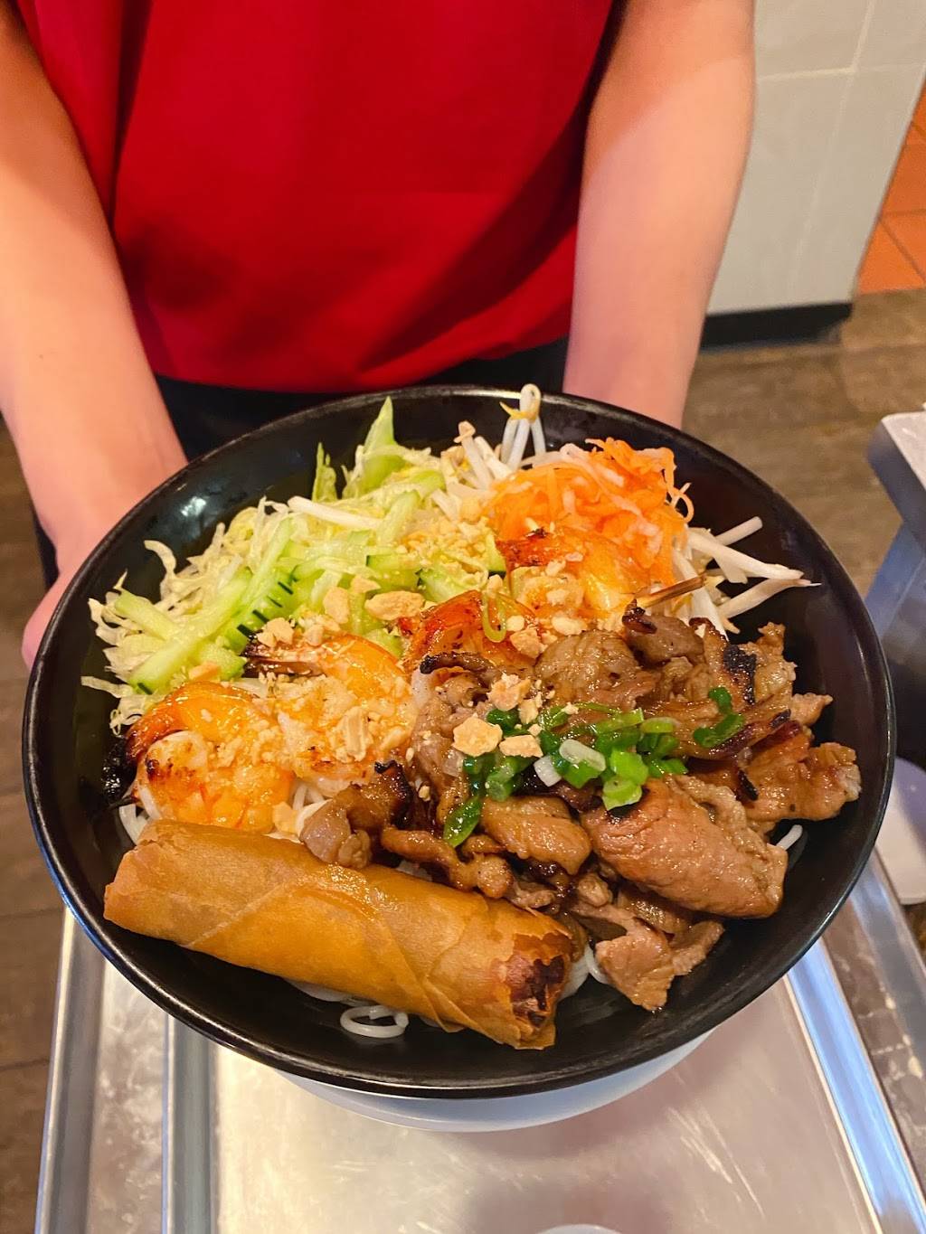 The Chefs Pho | restaurant | 1359 E 4th St, Ontario, CA 91764, USA | 9093210609 OR +1 909-321-0609