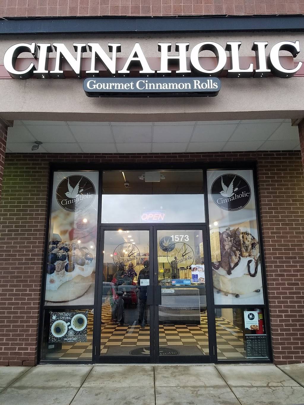 Cinnaholic | bakery | 1573 Manheim Pike, Lancaster, PA 17601, USA | 7175177714 OR +1 717-517-7714