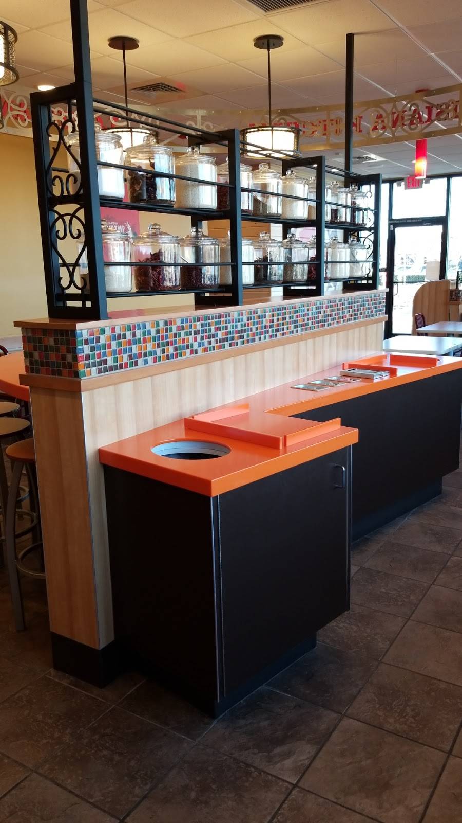 Popeyes Louisiana Kitchen | restaurant | 19025 Golden Valley Rd, Santa Clarita, CA 91387, USA | 6613470277 OR +1 661-347-0277