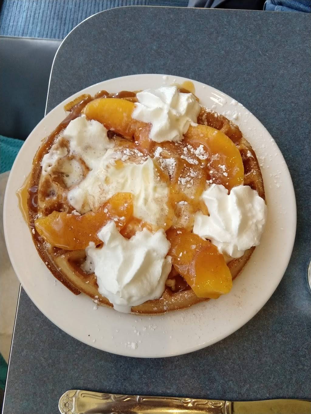 A2Z Cafe | restaurant | Identified here correctly, but website incorrectly, 4705 E 96th St #35, Indianapolis, IN 46240, USA | 3175699349 OR +1 317-569-9349