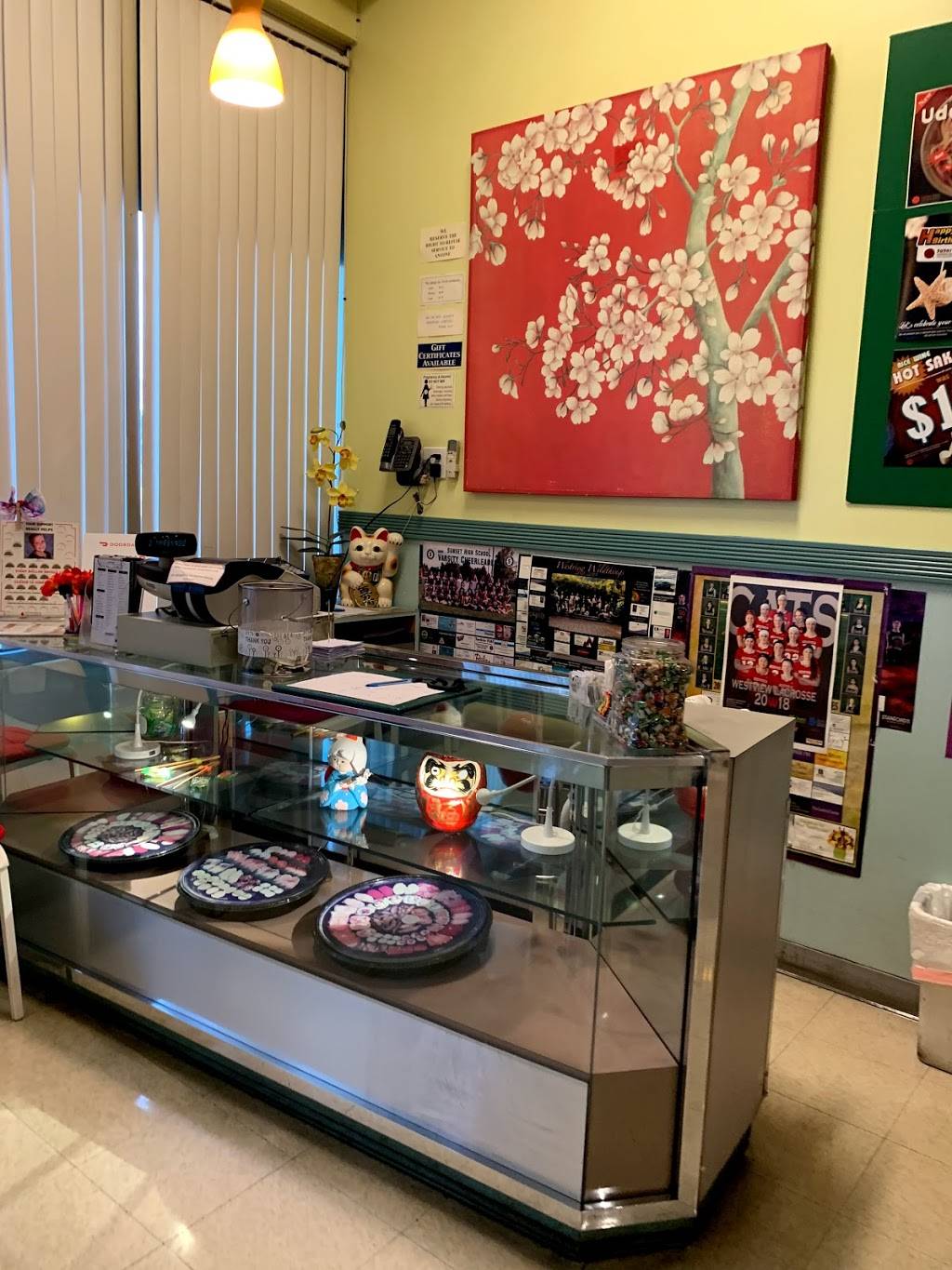 Sushi Town | restaurant | 18033 NW Evergreen Pkwy, Hillsboro, OR 97006, USA | 5034661162 OR +1 503-466-1162