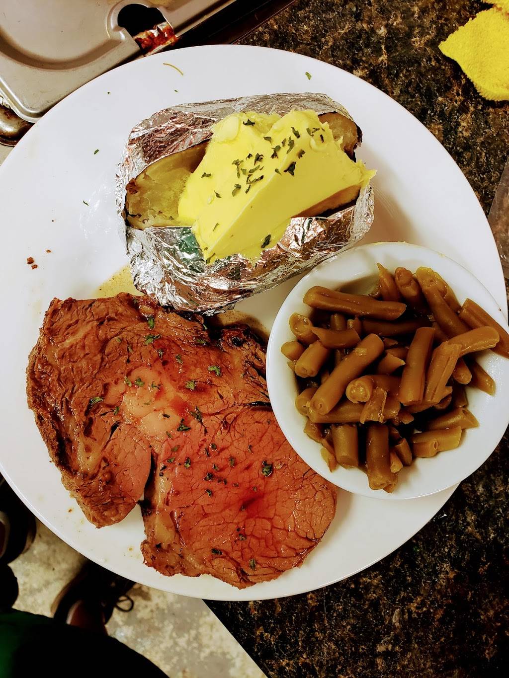 Nee Nee’s Italian Steakhouse | restaurant | 324 Main St, Warsaw, MO 65355, USA | 6604384421 OR +1 660-438-4421