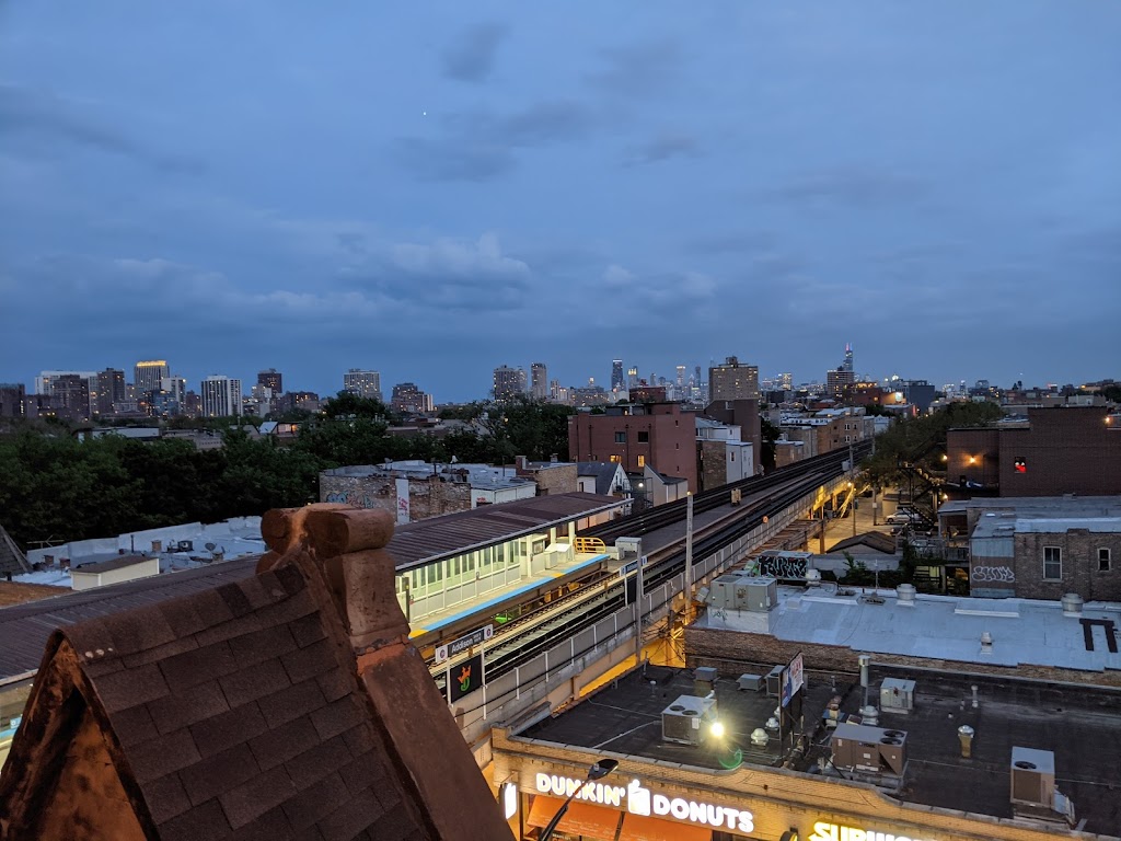 The Dugout Bar | restaurant | 950 W Addison St, Chicago, IL 60613, USA | 7735202883 OR +1 773-520-2883