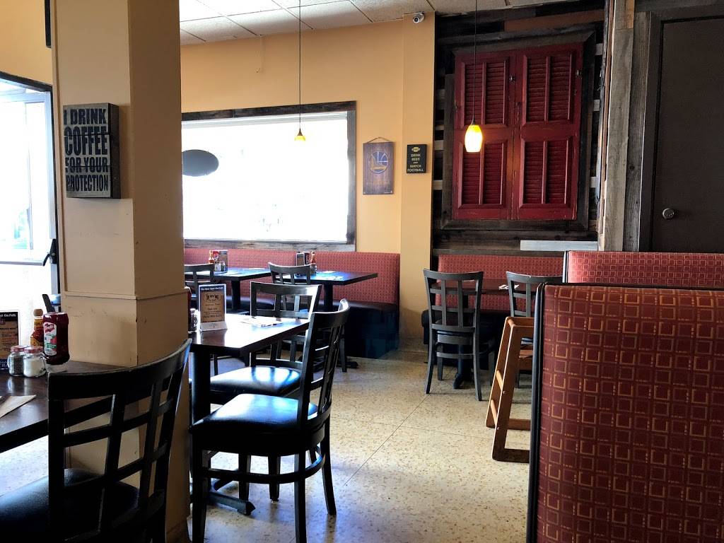 The New Spot On Polk | restaurant | 2401 Polk St, San Francisco, CA 94109, USA | 4159137775 OR +1 415-913-7775