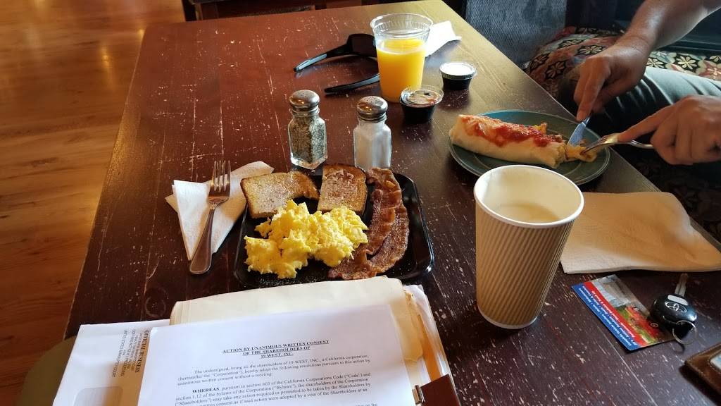 McClains Coffeehouse | cafe | 817 N Harbor Blvd, Fullerton, CA 92832, USA | 7145255282 OR +1 714-525-5282