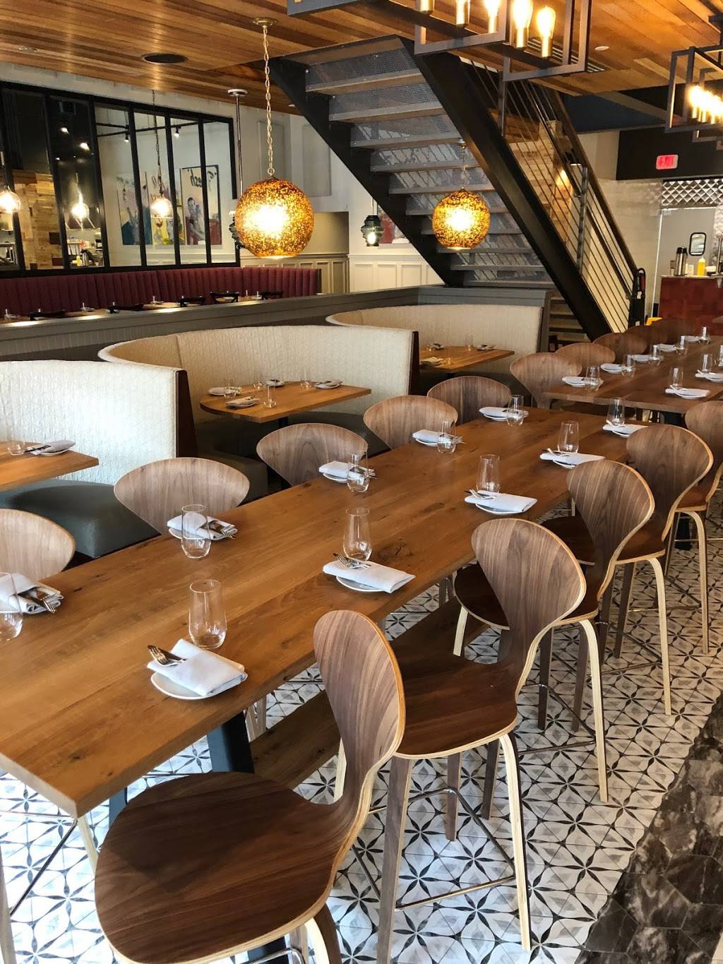 LouVino Indianapolis Restaurant & Wine Bar | restaurant | 530 Massachusetts Ave #140, Indianapolis, IN 46204, USA | 3177449955 OR +1 317-744-9955