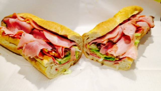 Capriottis Sandwich Shop | restaurant | 6025 N 16th St, Phoenix, AZ 85016, USA | 6022797827 OR +1 602-279-7827