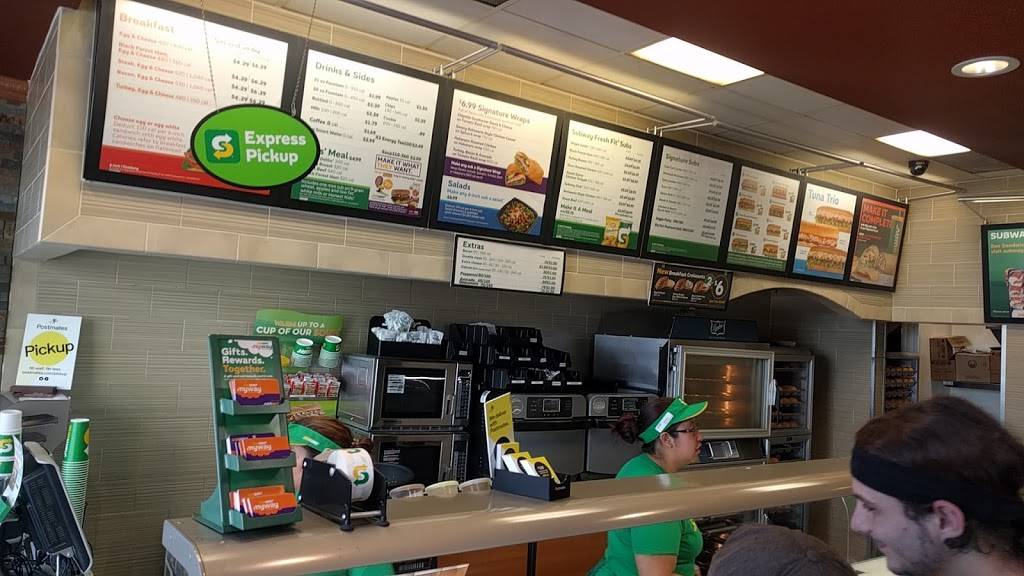 Subway Restaurants | restaurant | 1551 Ocean Ave #145, Santa Monica, CA 90401, USA | 3103939339 OR +1 310-393-9339