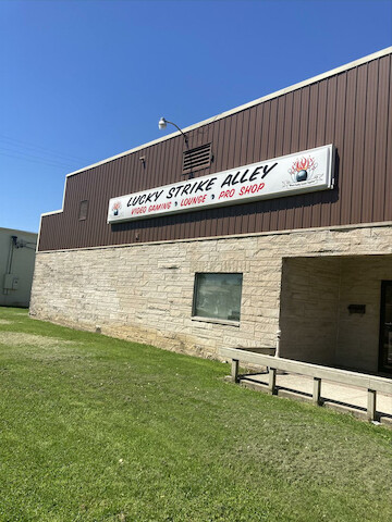 Lucky Strike Alley | night club | 1310 E St, Charleston, IL 61920, USA | 2173456630 OR +1 217-345-6630