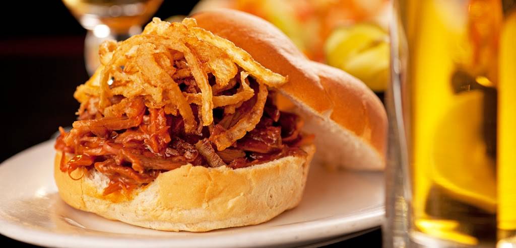 Krolls South Loop | restaurant | 1736 S Michigan Ave, Chicago, IL 60616, USA | 3122351400 OR +1 312-235-1400