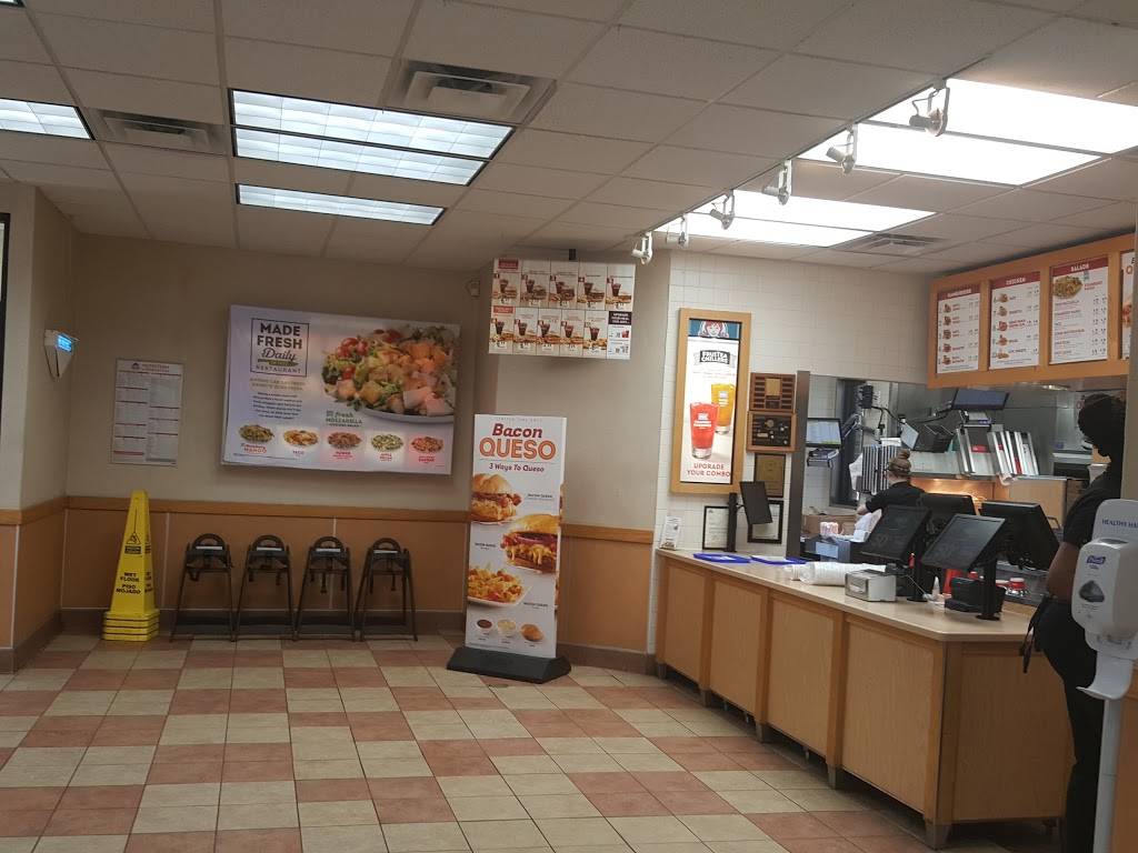 Wendys | restaurant | 3911 Matlock Rd, Arlington, TX 76015, USA | 8174225539 OR +1 817-422-5539