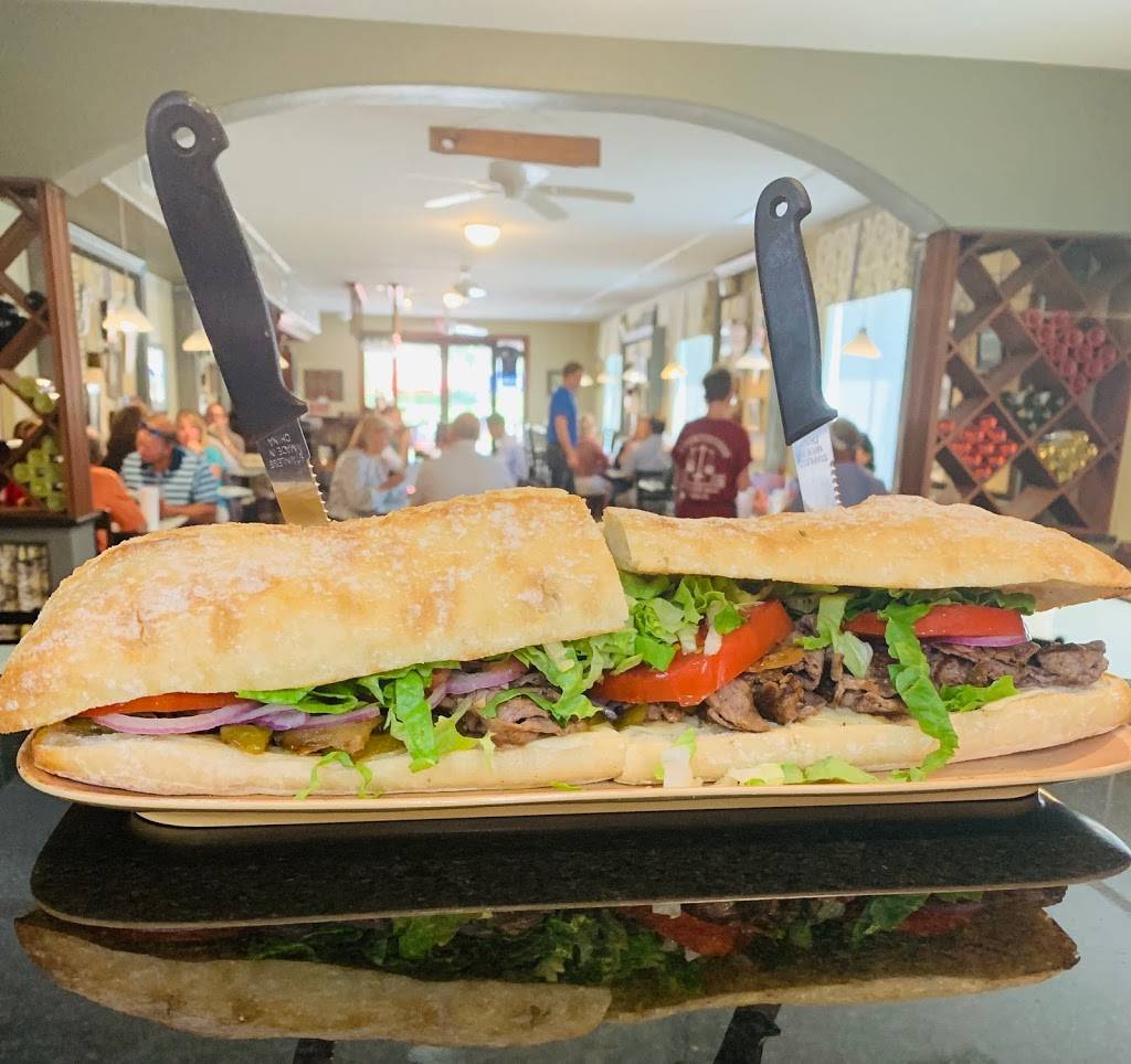 Courthouse Subs & Pub | restaurant | 505 W Main St, Tavares, FL 32778, USA | 3522534663 OR +1 352-253-4663