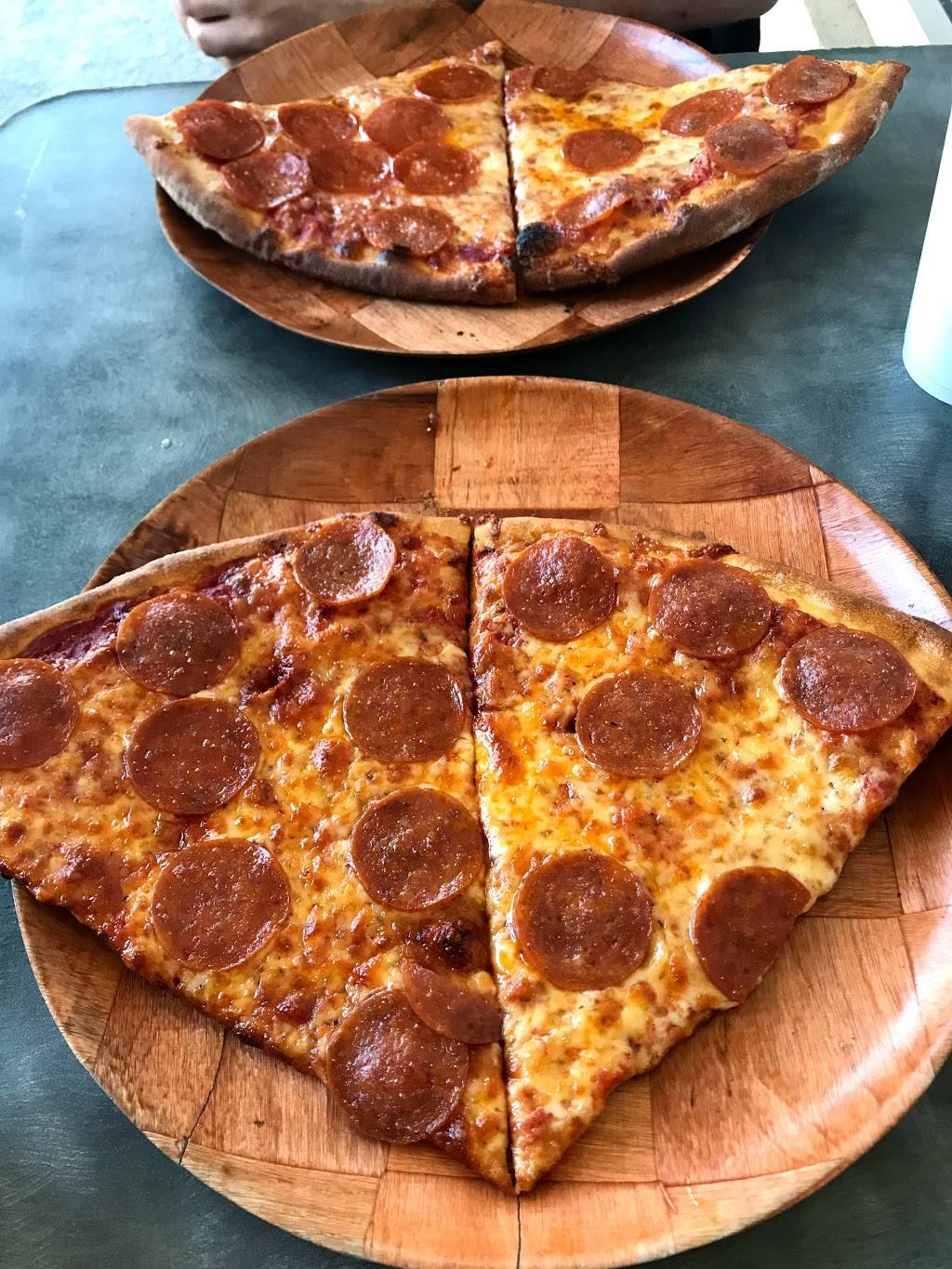 Tour De Pizza | restaurant | 1416, 212 37th Ave N, St. Petersburg, FL 33704, USA | 7278985555 OR +1 727-898-5555