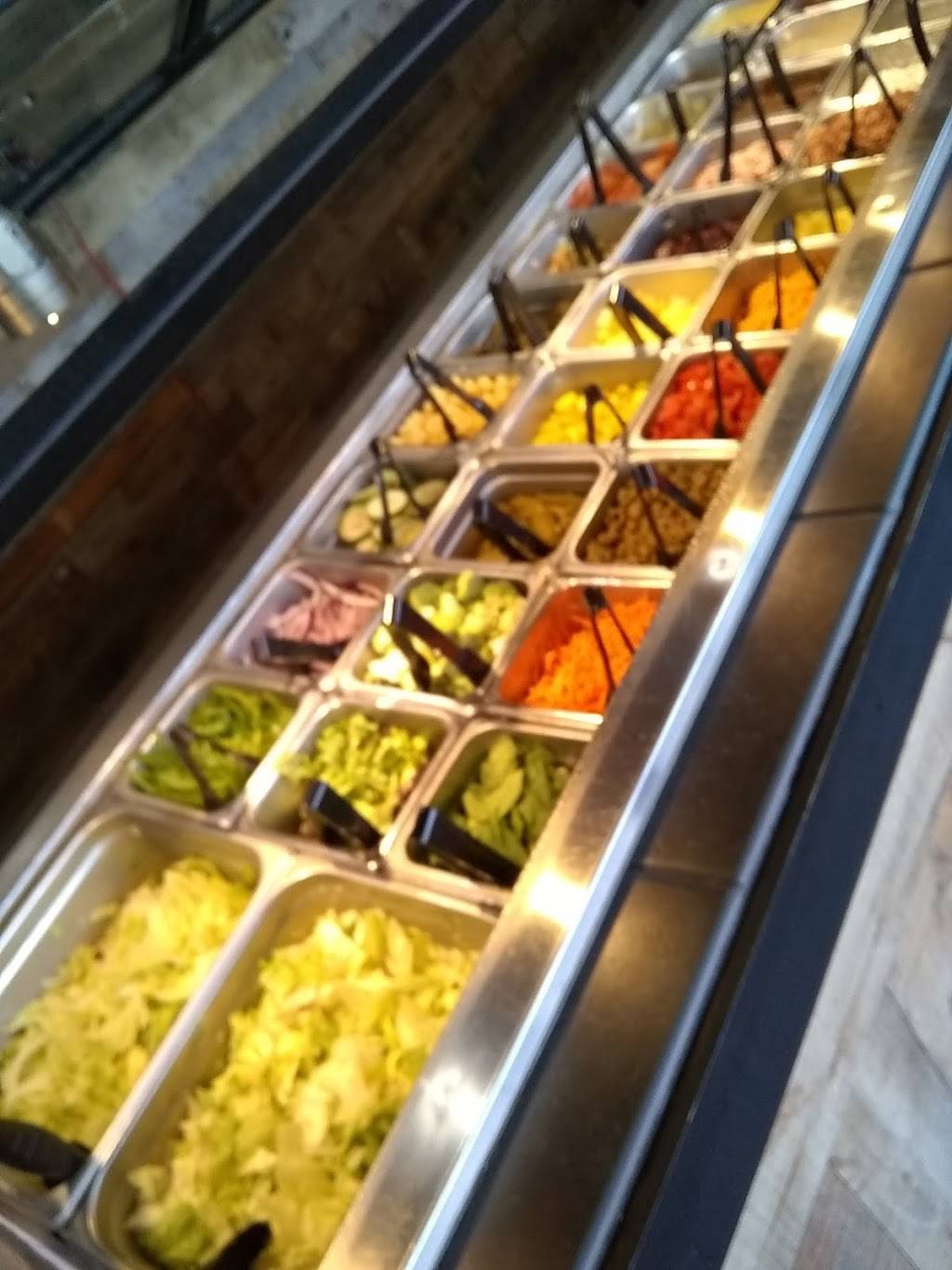 In/Out Pizza Maryville | restaurant | 501 N Cusick St, Maryville, TN 37804, USA | 8652685565 OR +1 865-268-5565