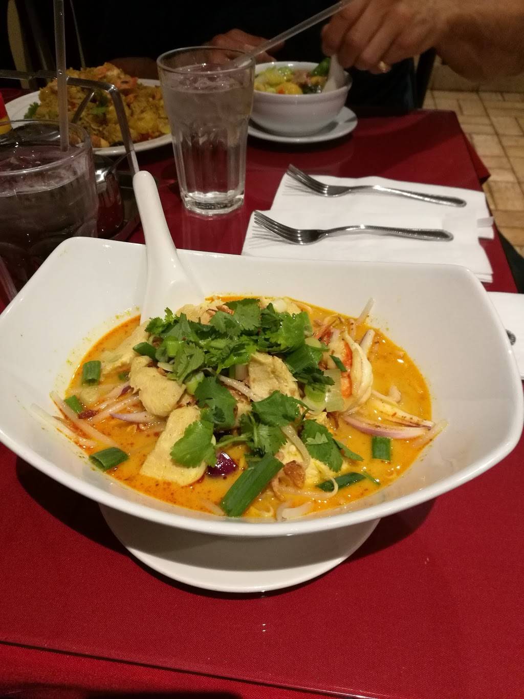 Amazing Thai Cuisine | restaurant | 10604 W Magnolia Blvd, North Hollywood, CA 91601, USA | 8187665433 OR +1 818-766-5433