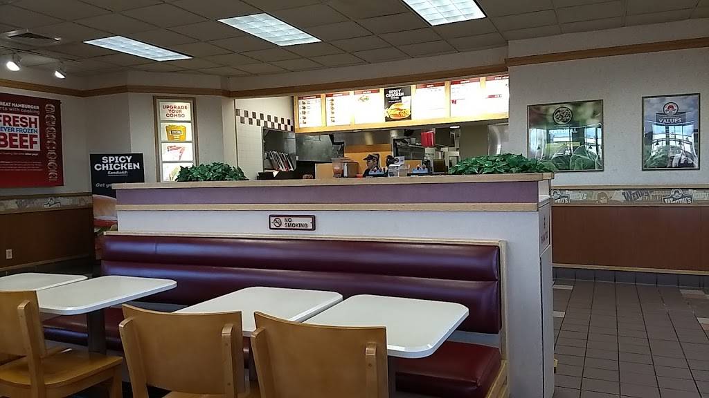 Wendys | restaurant | 3541 S Meridian Ave, Wichita, KS 67217, USA | 3169435600 OR +1 316-943-5600