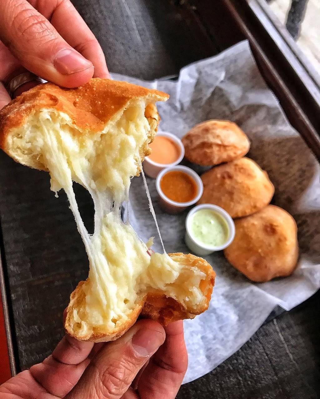 Cachapas y mas | restaurant | 120 Franklin St, Brooklyn, NY 11222, USA | 3472277212 OR +1 347-227-7212