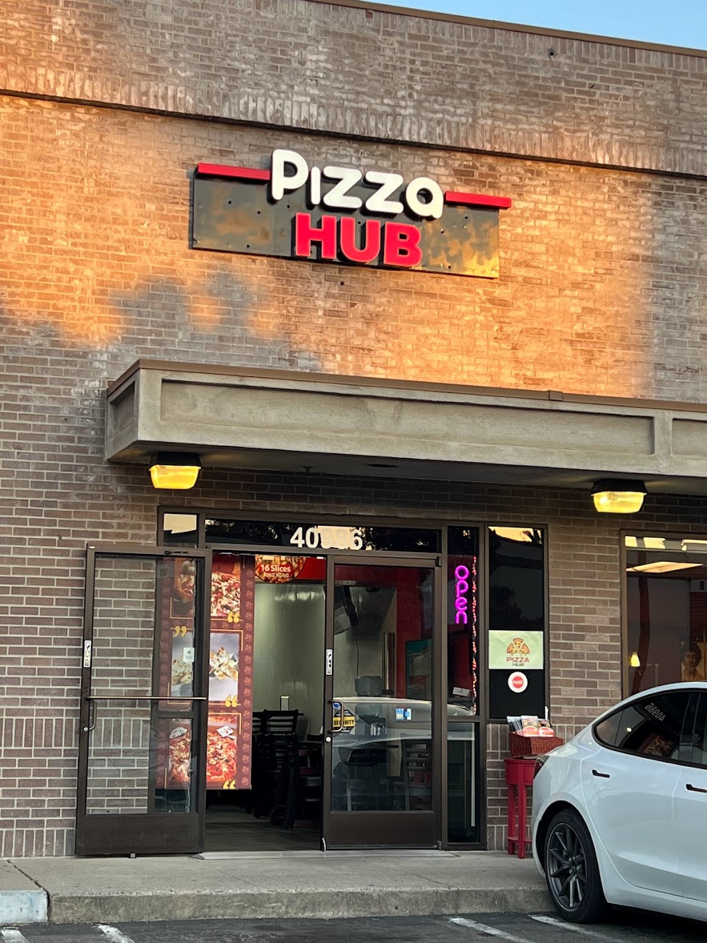 Pizza Hub | restaurant | 40986 Fremont Blvd, Fremont, CA 94538, USA | 3412017090 OR +1 341-201-7090