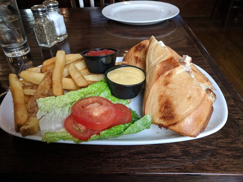 The Village Italian Restaurant | restaurant | 1200 Grant Ave, Novato, CA 94945, USA | 4158982234 OR +1 415-898-2234