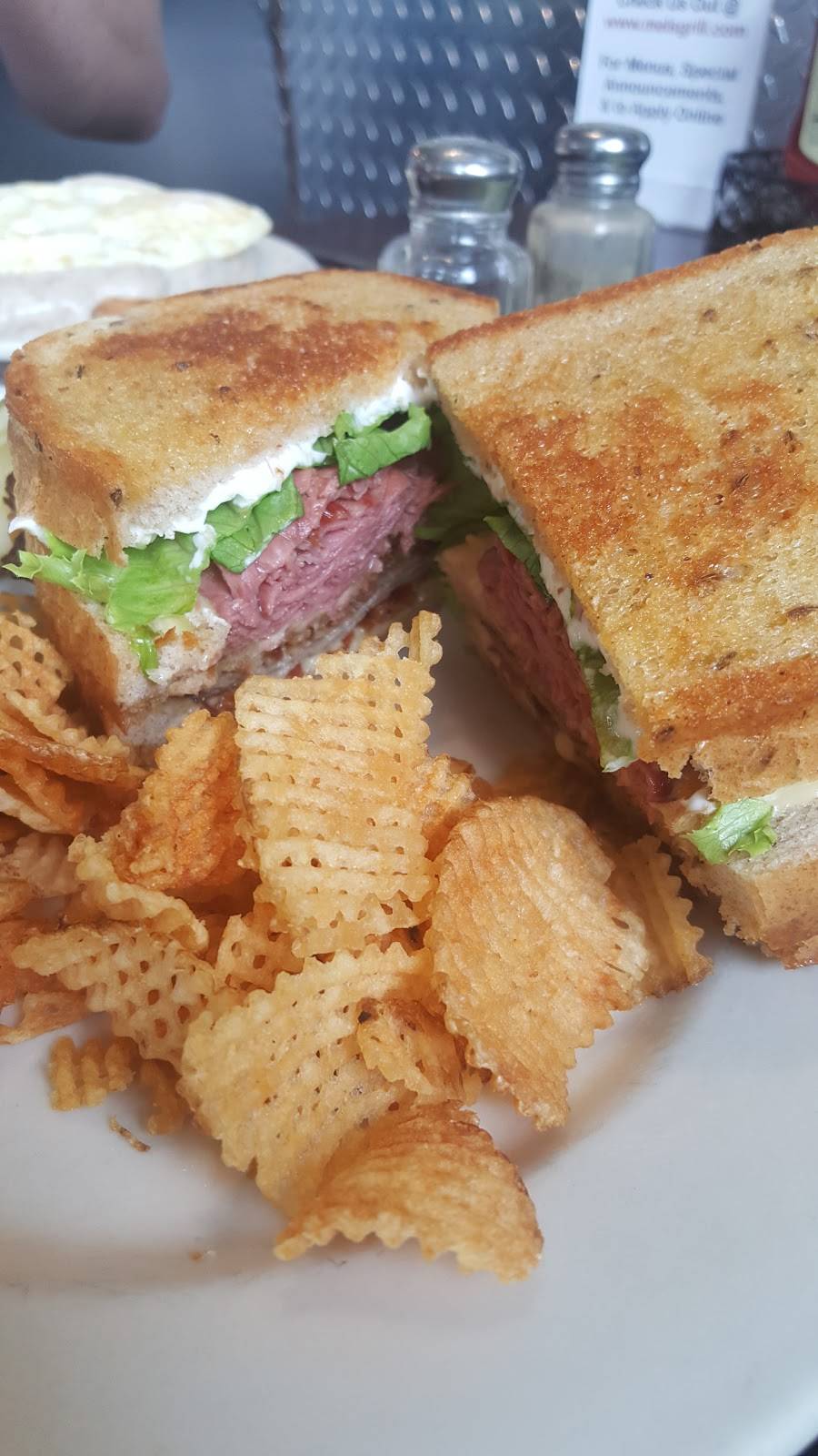 Mels Grill 2 | restaurant | 7080 Gateway Park Dr, Village of Clarkston, MI 48346, USA | 2486203400 OR +1 248-620-3400