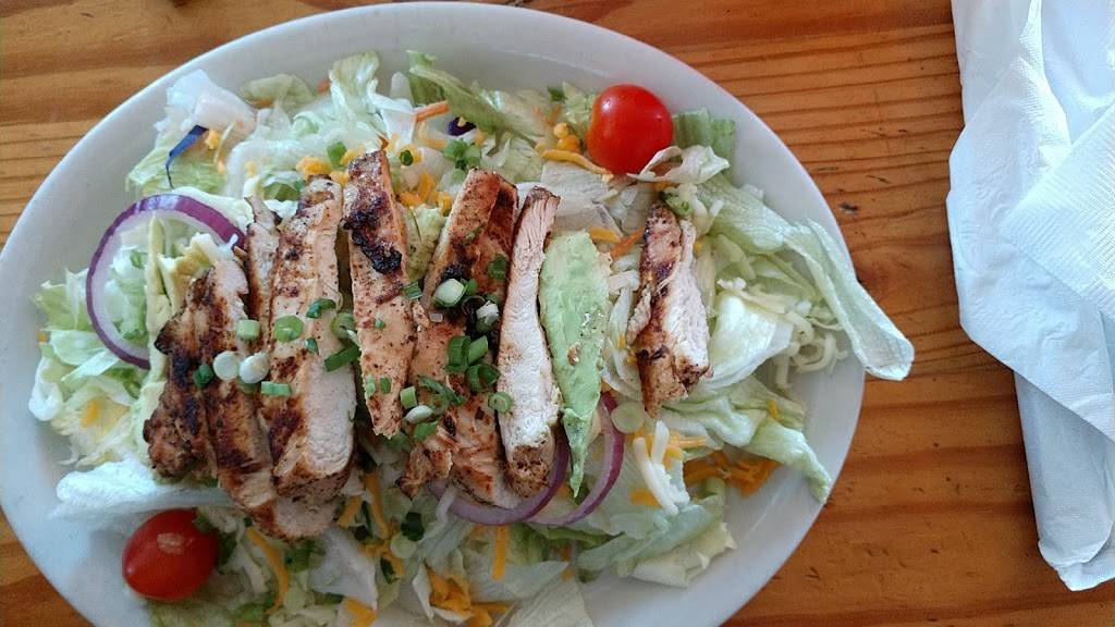 Stingaree Restaurant & Marina | restaurant | 1295 N Stingaree Dr, Crystal Beach, TX 77650, USA | 4096842731 OR +1 409-684-2731