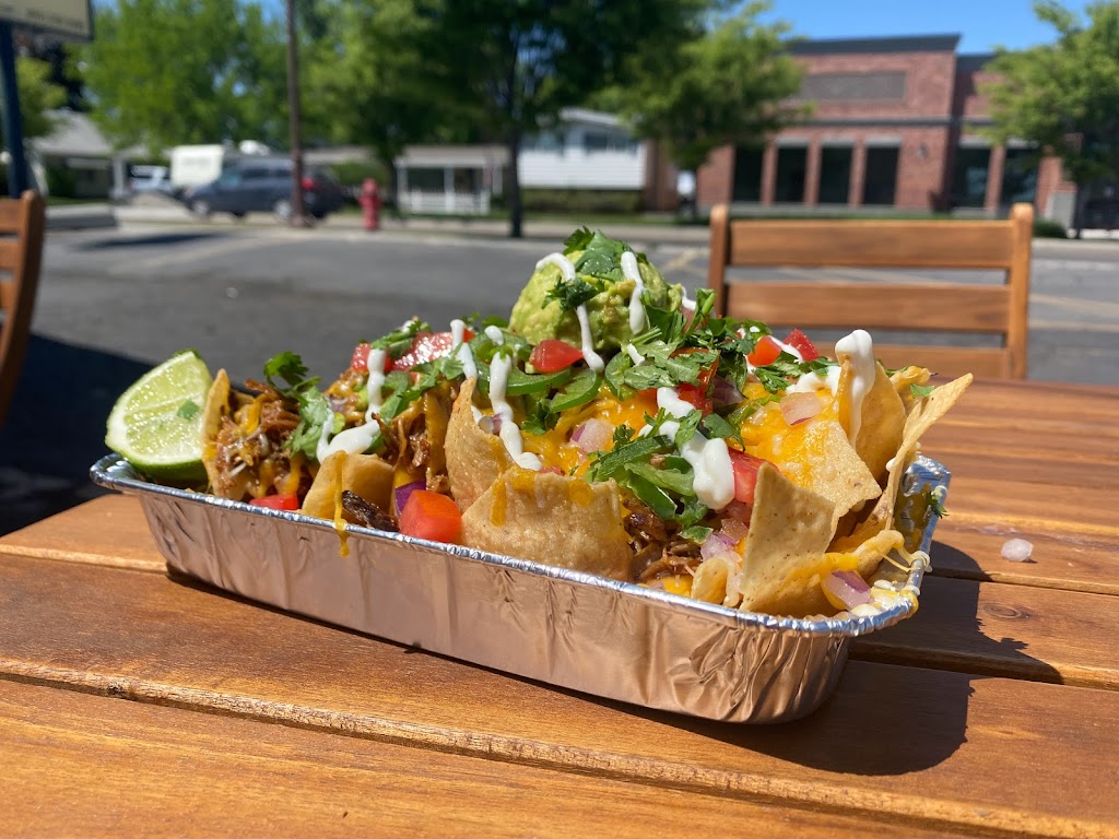 Nachos Live | restaurant | 286 E Main St, Lehi, UT 84043, USA | 8016159946 OR +1 801-615-9946