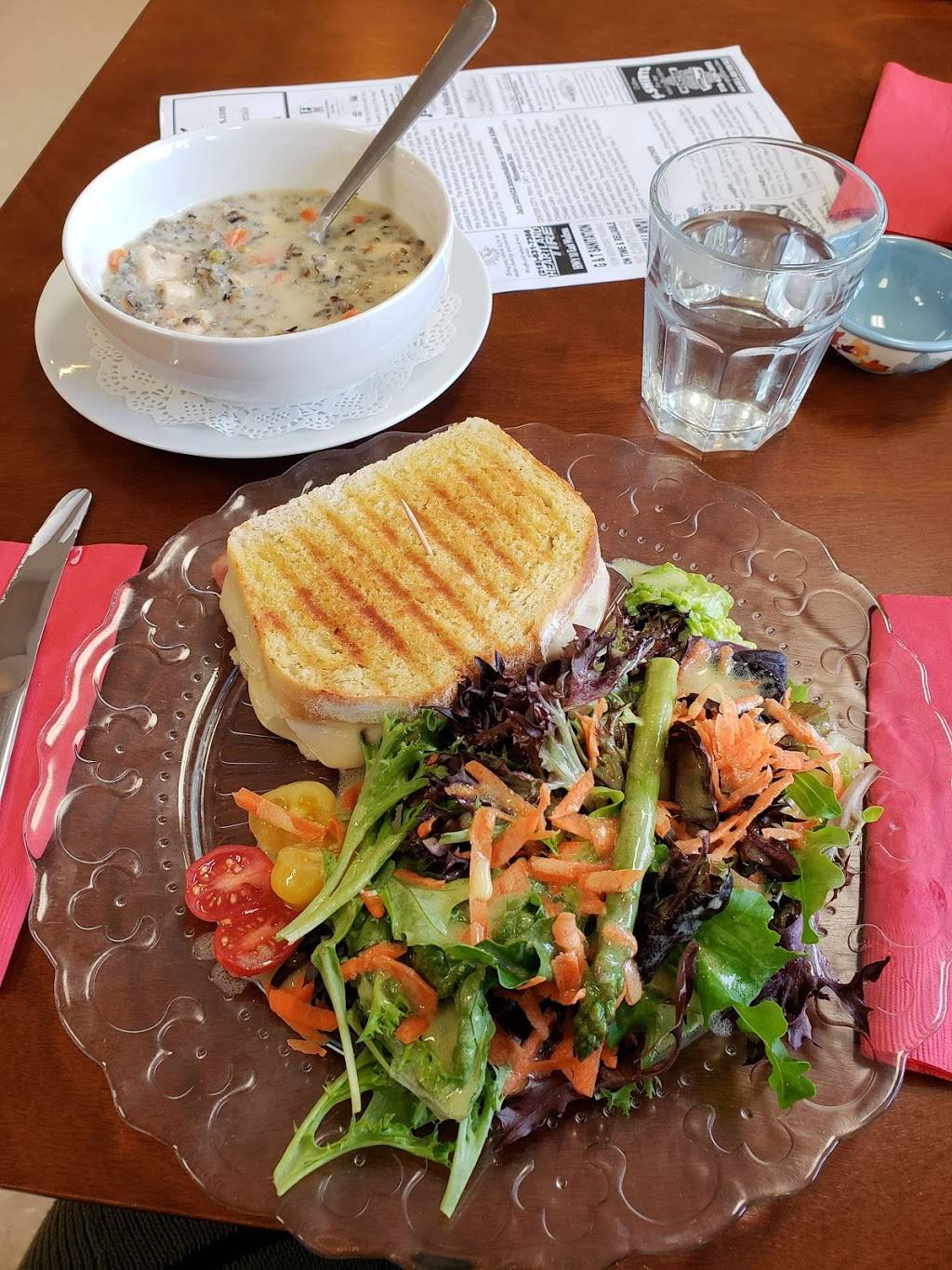 Omas Bread | restaurant | 10 Aldrich Ave SW, Wadena, MN 56482, USA | 2183710658 OR +1 218-371-0658