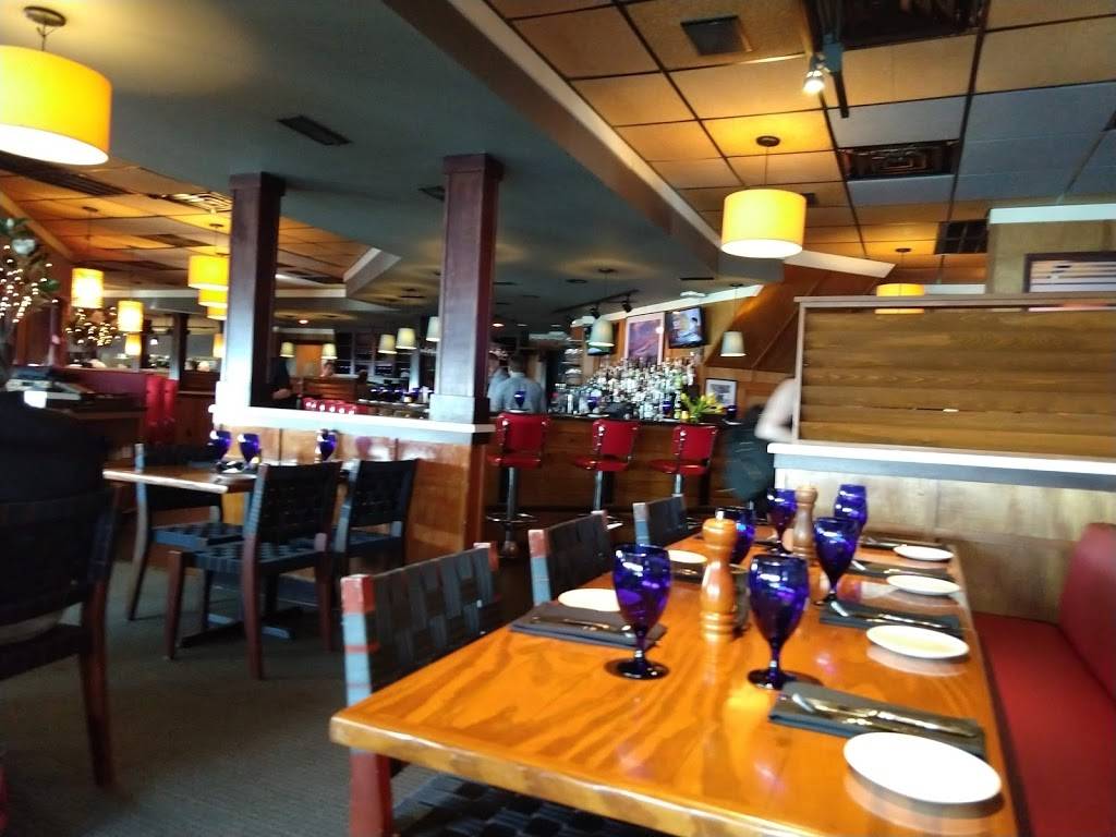 The Blue Point | restaurant | 1240 Duck Rd, Duck, NC 27949, USA | 2522618090 OR +1 252-261-8090