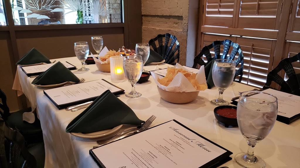 Via Real | restaurant | 4020 N MacArthur Blvd #100, Irving, TX 75038, USA | 9726509001 OR +1 972-650-9001