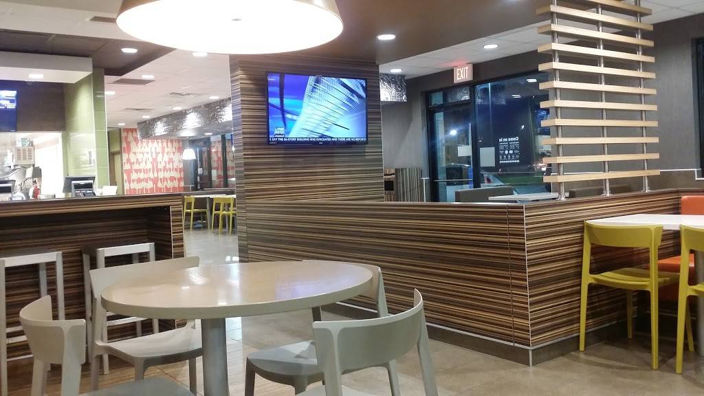 McDonalds | cafe | 205 Main St, Savannah, TN 38372, USA | 7319254889 OR +1 731-925-4889