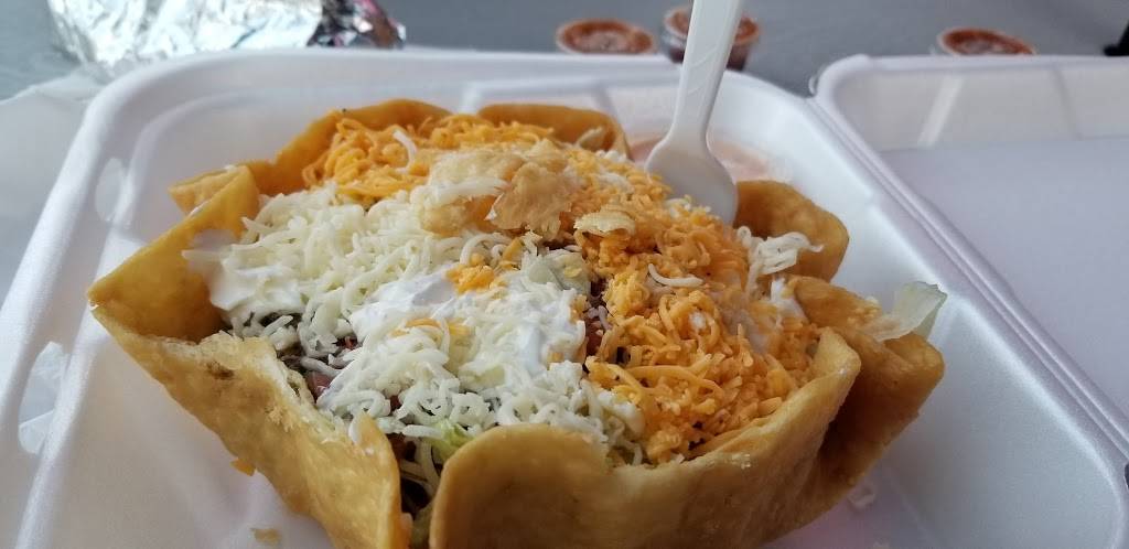 El Indio Mexican Restaurant 13th St | restaurant | 407 NW 13th St, Gainesville, FL 32601, USA | 3523775828 OR +1 352-377-5828