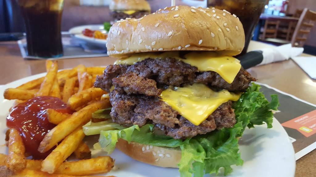 Dennys | restaurant | 2525 N Hollywood Way, Burbank, CA 91505, USA | 8188479600 OR +1 818-847-9600