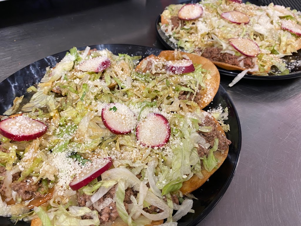 Los Volcanes Mexican Restaurant | restaurant | 504 W 16th St, Sedalia, MO 65301, USA | 6609511098 OR +1 660-951-1098