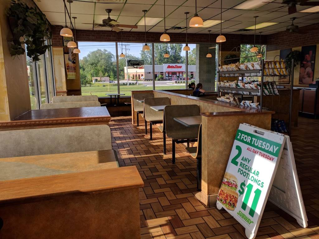 Subway | restaurant | 25 Jackson Industrial Dr, Ann Arbor, MI 48103, USA | 7346626552 OR +1 734-662-6552