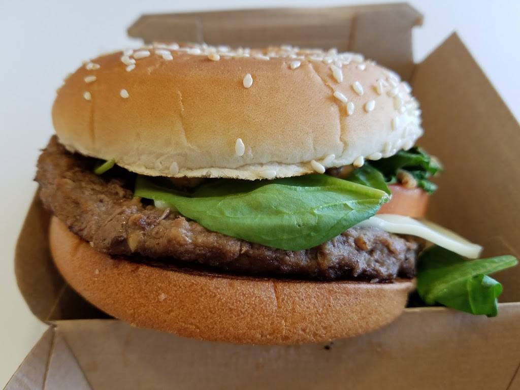 McDonalds | cafe | 965 Edwards Ferry Rd NE, Leesburg, VA 20176, USA | 7037716035 OR +1 703-771-6035