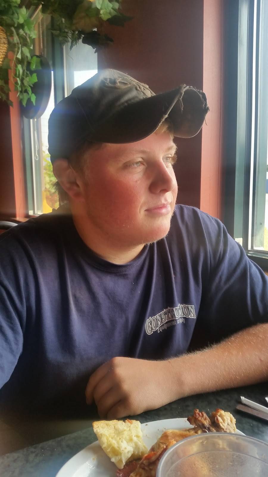 East of Chicago | restaurant | 102 Yorkshire Pl # A, Bellevue, OH 44811, USA | 4194832201 OR +1 419-483-2201