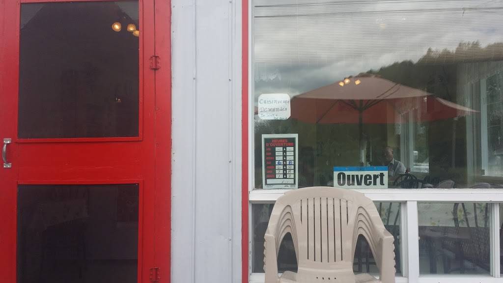 Chez Denise | restaurant | 1 Montée Aubry, Saint-André-Avellin, QC J0V 1W0, Canada | 8199831572 OR +1 819-983-1572