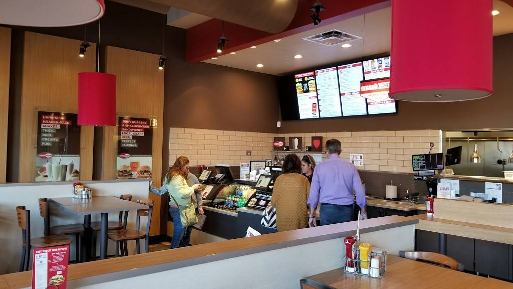 Smashburger | restaurant | 13700 E Colfax Ave suite j, Aurora, CO 80011, USA | 7205054605 OR +1 720-505-4605