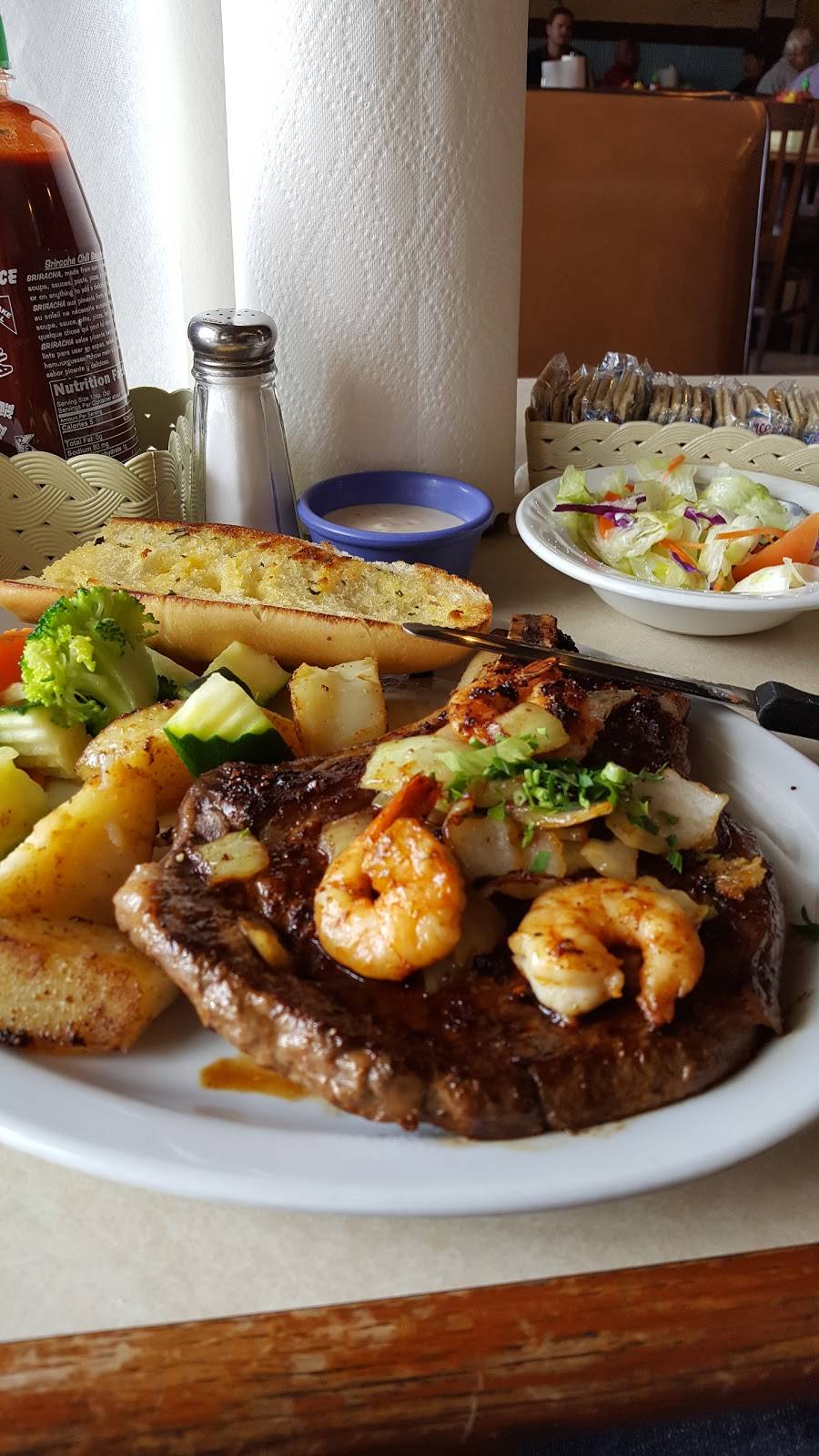 Texas Seafood Restaurant | restaurant | 10155 East Fwy, Houston, TX 77029, USA | 7136750750 OR +1 713-675-0750