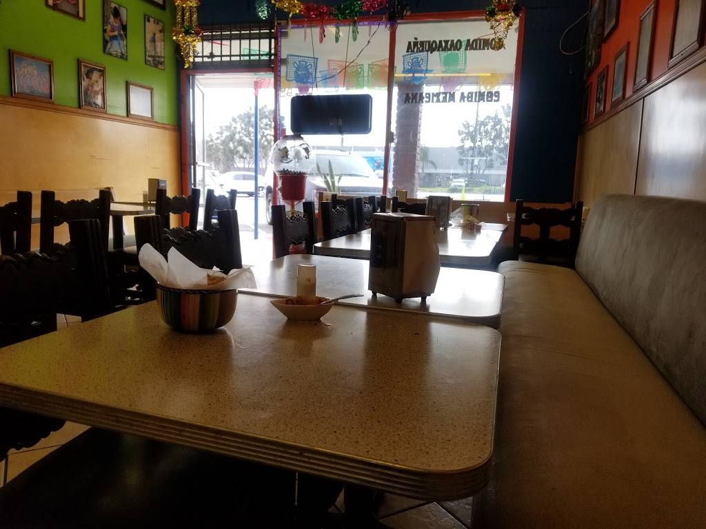 8 regiones comida oaxaqueña | restaurant | 633 W Hueneme Rd, Oxnard, CA 93033, USA | 8054884221 OR +1 805-488-4221