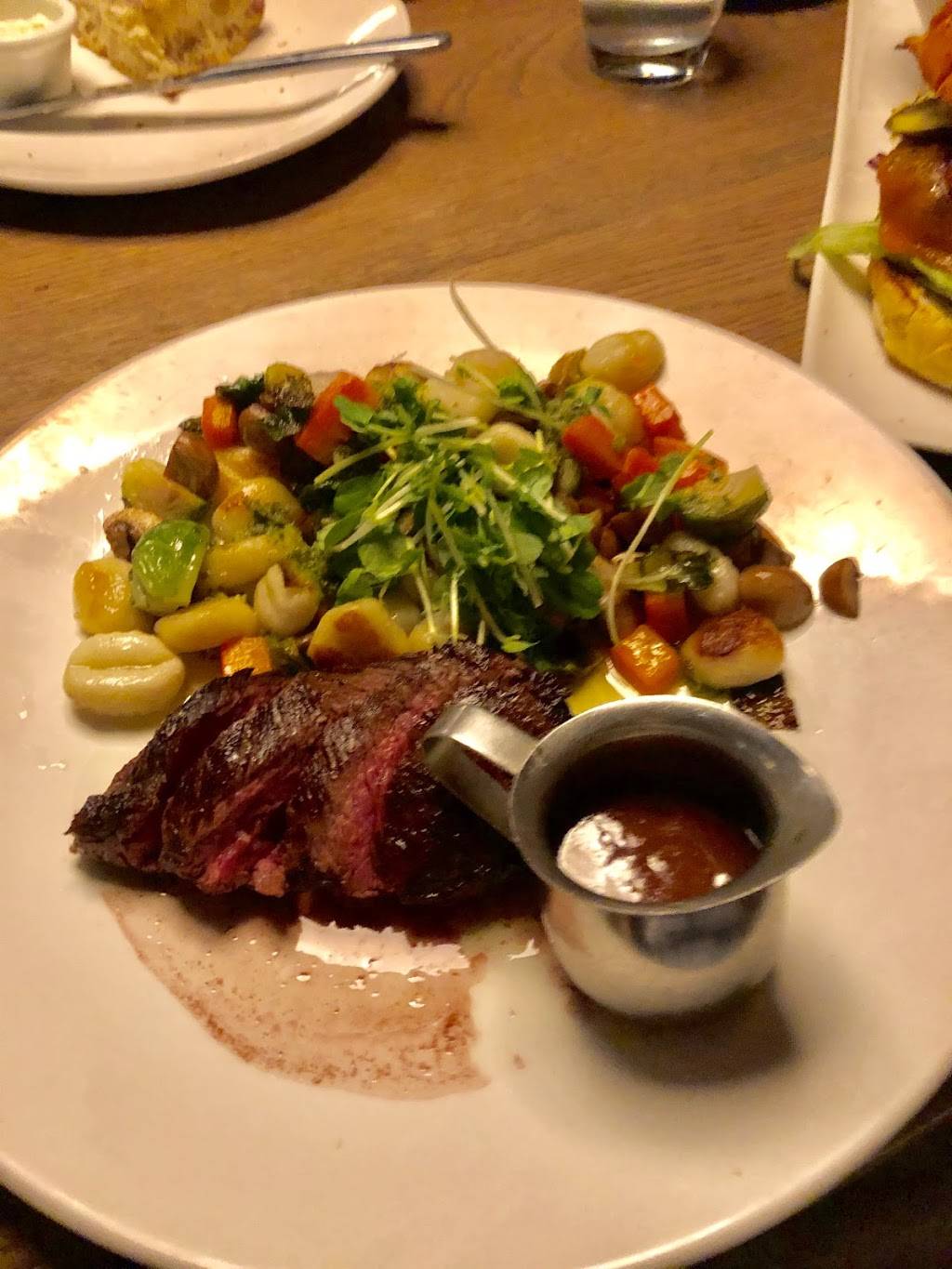 The Keg Steakhouse + Bar London South | restaurant | 1170 Wellington Rd, London, ON N6E 1M3, Canada | 5196865811 OR +1 519-686-5811