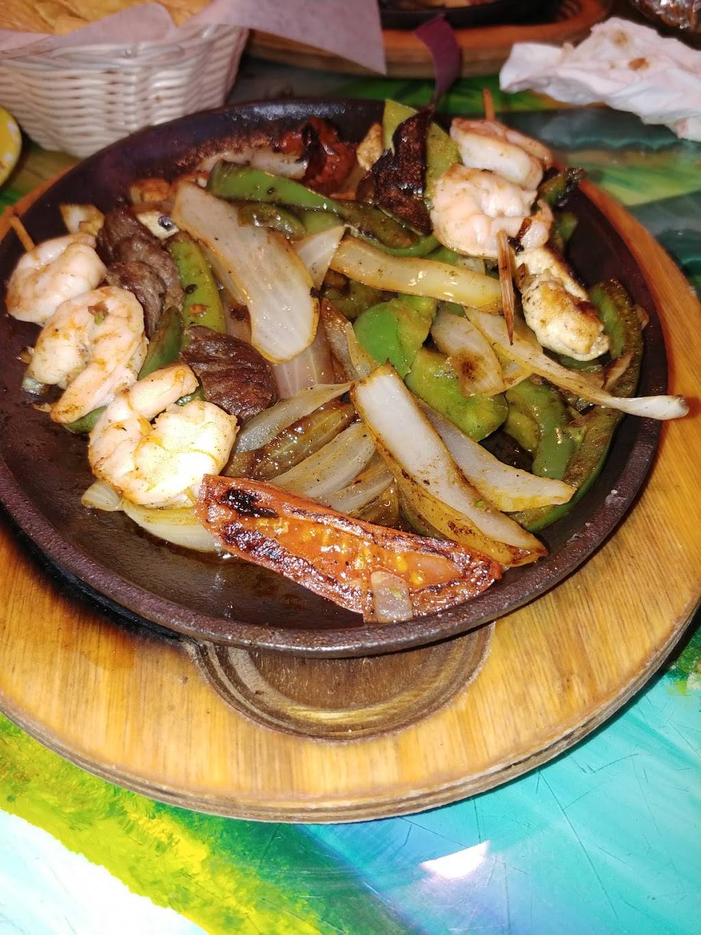 Los Tres Amigos Canton | restaurant | 6600 N Canton Center Rd, Canton, MI 48187, USA | 7342071920 OR +1 734-207-1920