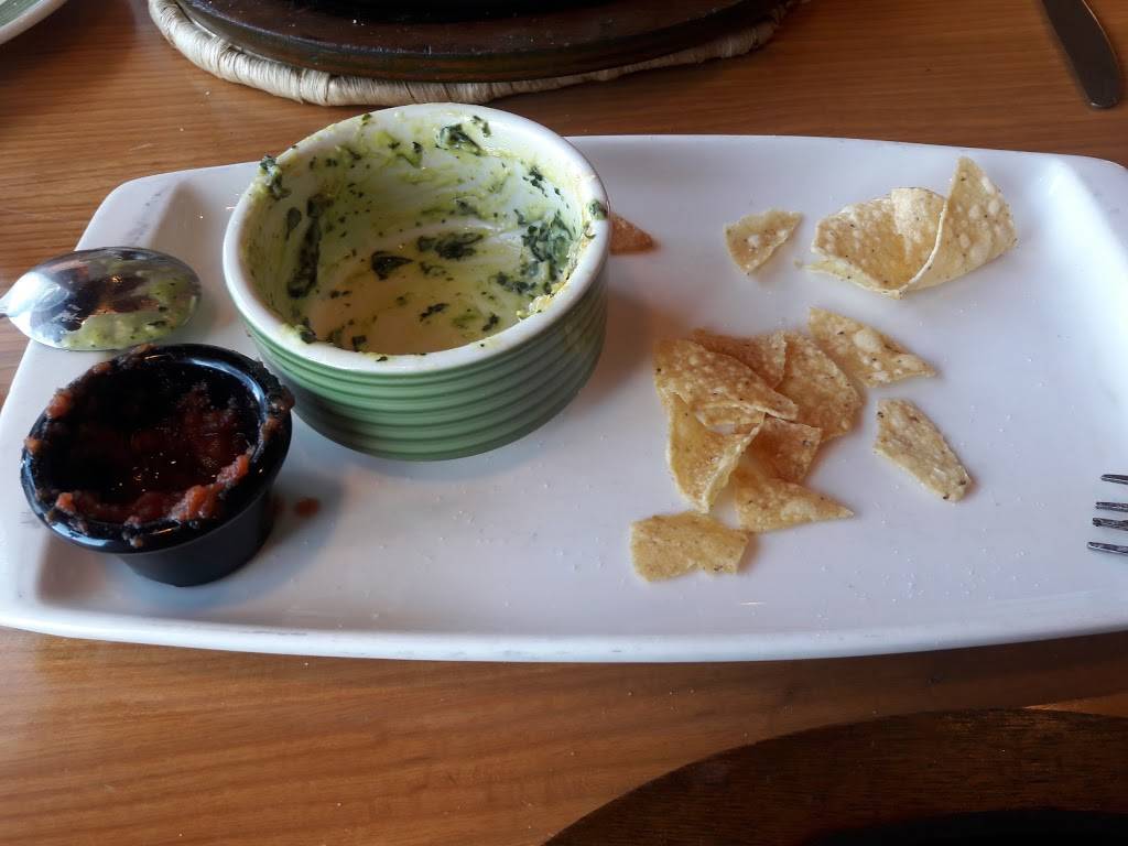 Applebees Grill + Bar | restaurant | 1020 E, E State Hwy 152, Mustang, OK 73064, USA | 4053765800 OR +1 405-376-5800