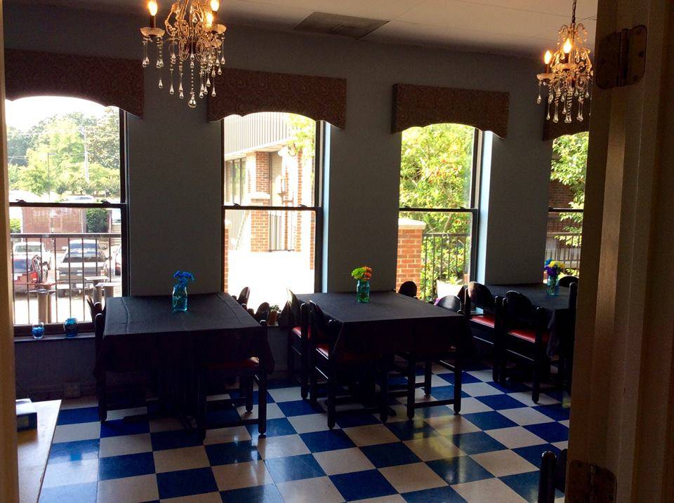 Franklin Court Grille | restaurant | 232 E Franklin St, Monroe, NC 28112, USA | 7047741154 OR +1 704-774-1154