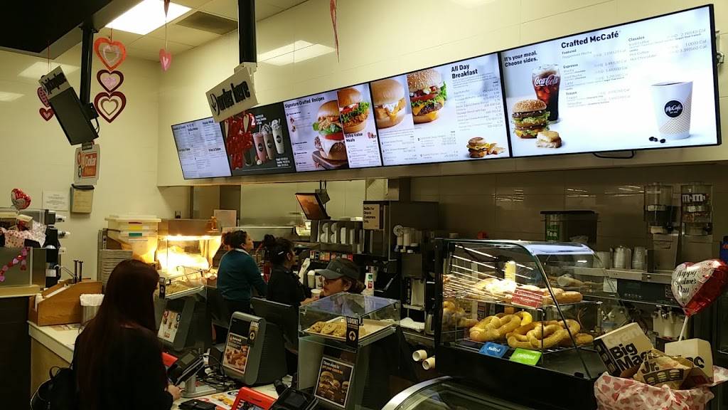 McDonalds | cafe | 30600 Dyer St, Union City, CA 94587, USA | 5104417741 OR +1 510-441-7741