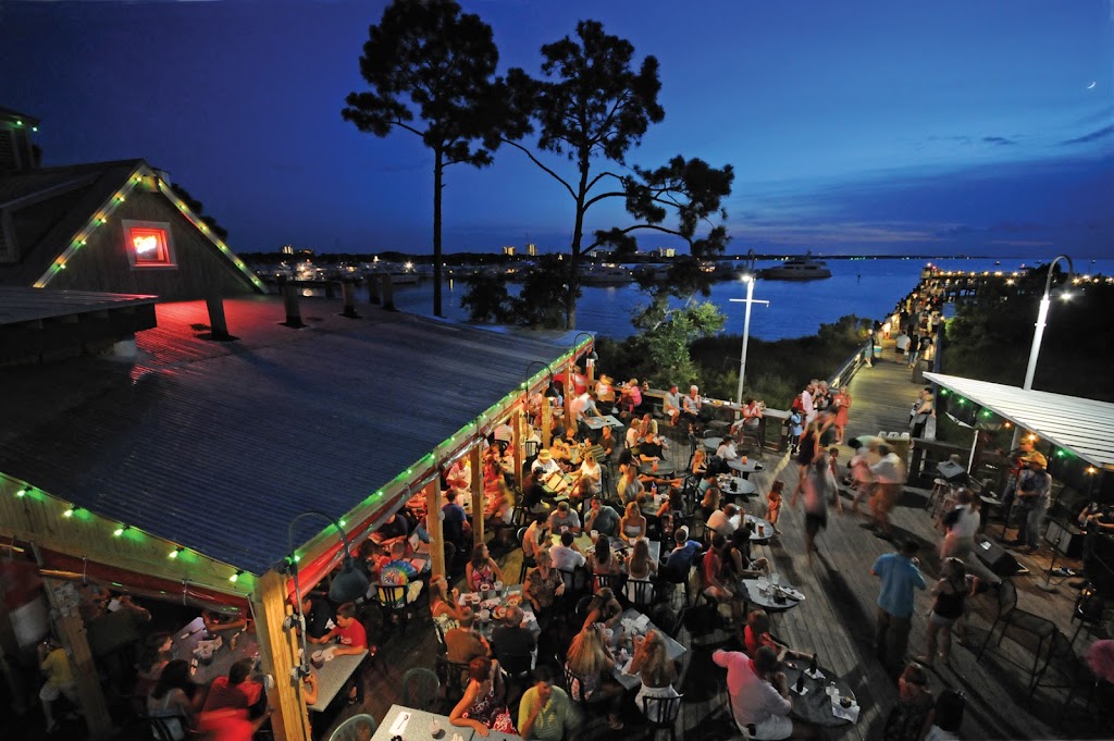 Hammerheads Bar & Grille | restaurant | 137 Fishermans Cove, Miramar Beach, FL 32550, USA | 8503511997 OR +1 850-351-1997