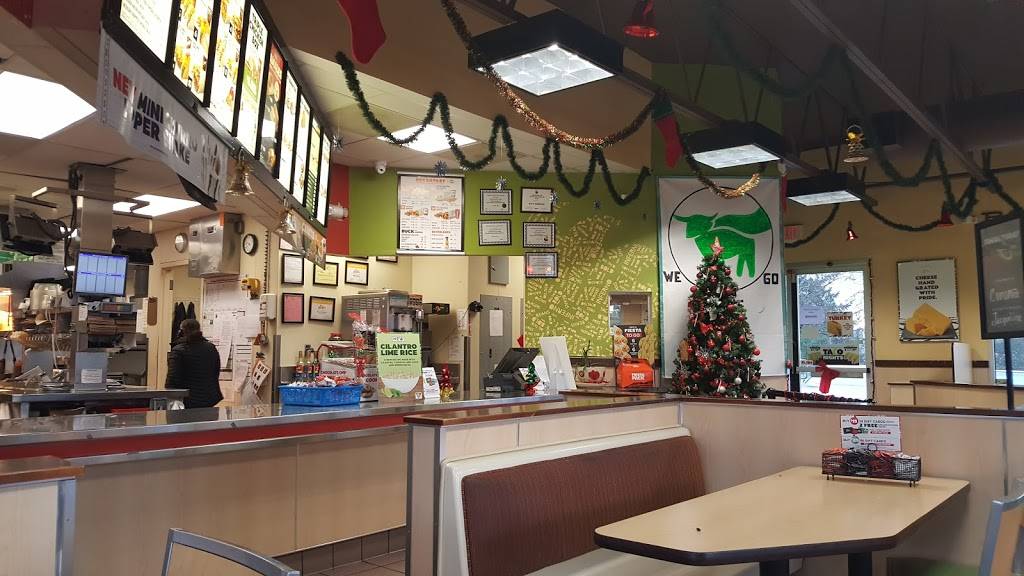 Del Taco | meal takeaway | 8724 NE Hwy 99, Vancouver, WA 98665, USA | 3605460707 OR +1 360-546-0707