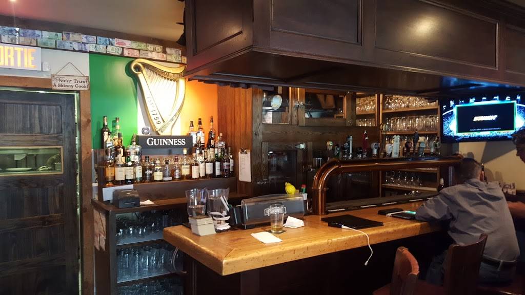 Duke & Devines | restaurant | 479 Boulevard Beaconsfield, Beaconsfield, QC H9W 4C3, Canada | 5146946731 OR +1 514-694-6731